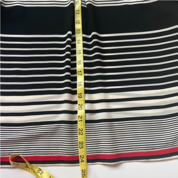 CHICO’S Striped Long Roll Tab Sleeve Button Down Career Wear Blouse Size 0 or XS - Picture 6 of 15